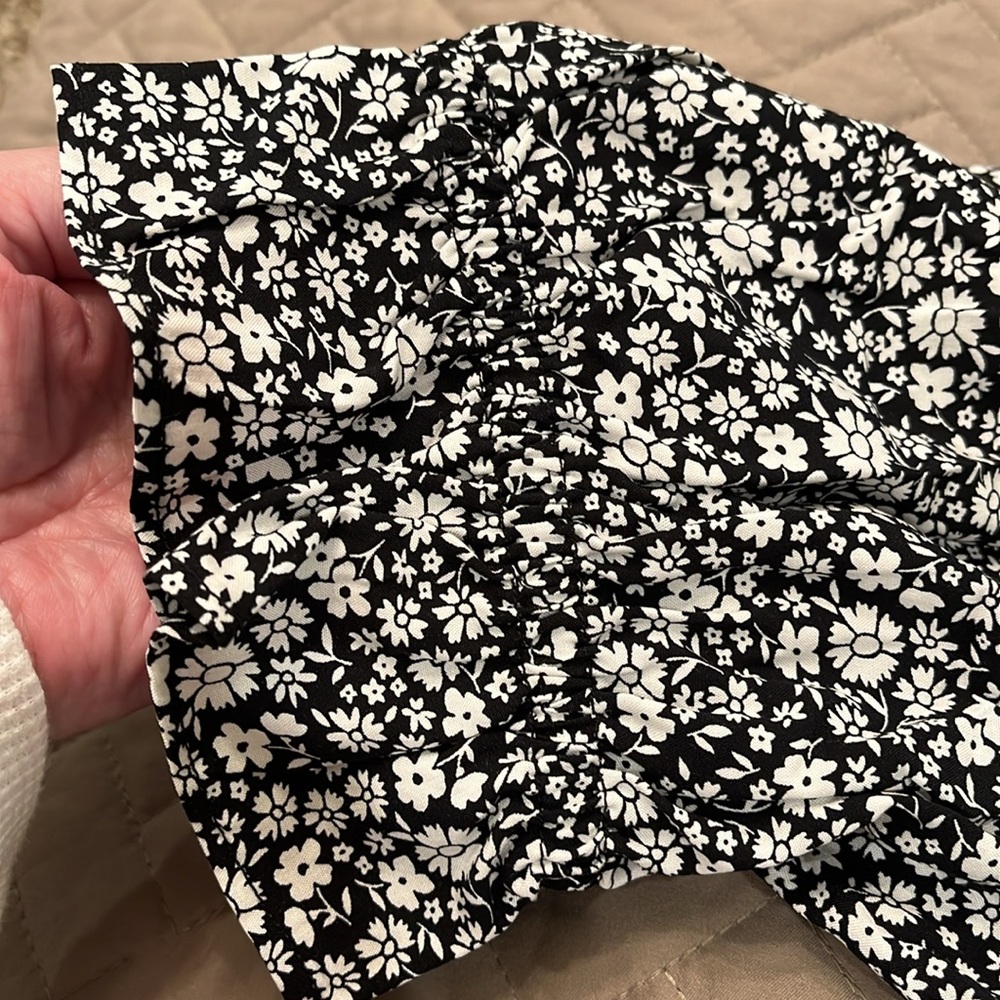 GAP Floral Print Puff Sleeve Ruffle Top/NWT/S - Picture 7 of 10